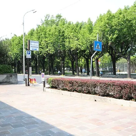 Lario Апартаменты *